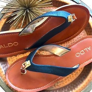 ALDO | Black With Gold Accent Snakeskin-Look Thong Sandal Sz 7